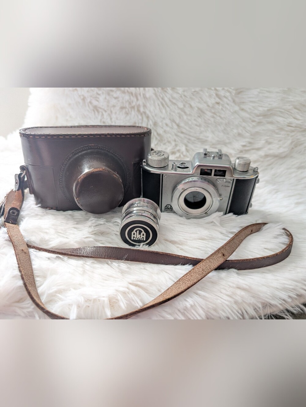 AKA Rette Akarette 35mm Film Viewfinder Camera Xenar 3.5/50